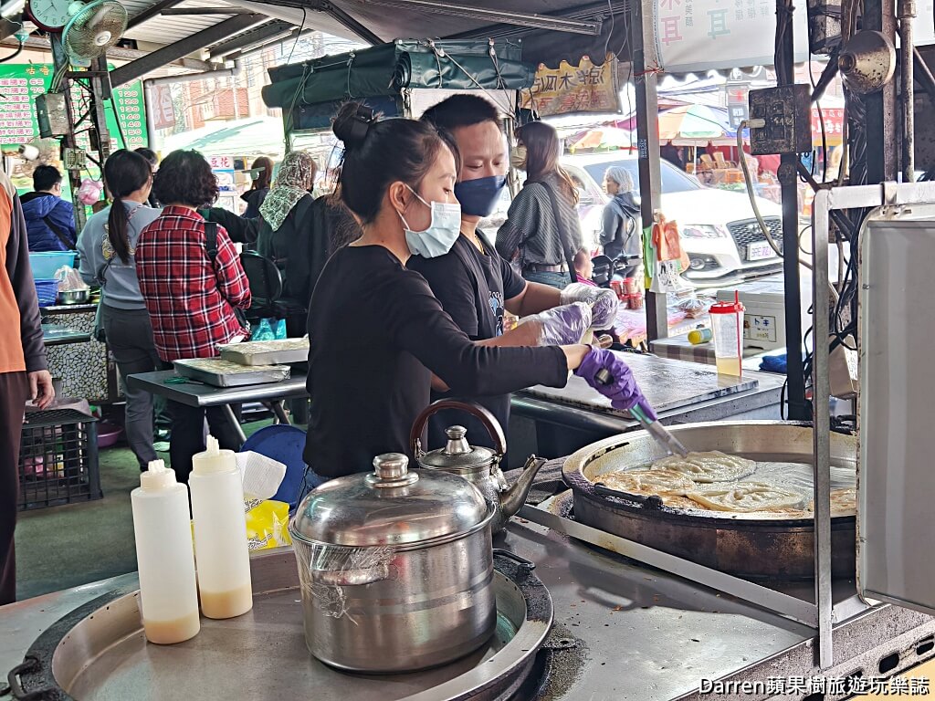 忠貞甩餅,龍岡市場美食,忠貞市場美食