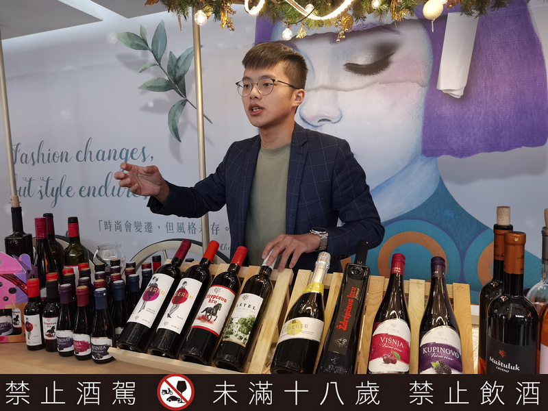 中壢免費景點,桃園景點,桃園親子景點,中壢景點,免費景點,大江購物中心美食,桃園免費景點,中壢室內景點,中壢大江購物中心,大江美食 中壢免費景點,桃園景點,桃園親子景點,中壢景點,免費景點,大江購物中心美食,桃園免費景點,中壢室內景點,中壢大江購物中心,大江美食