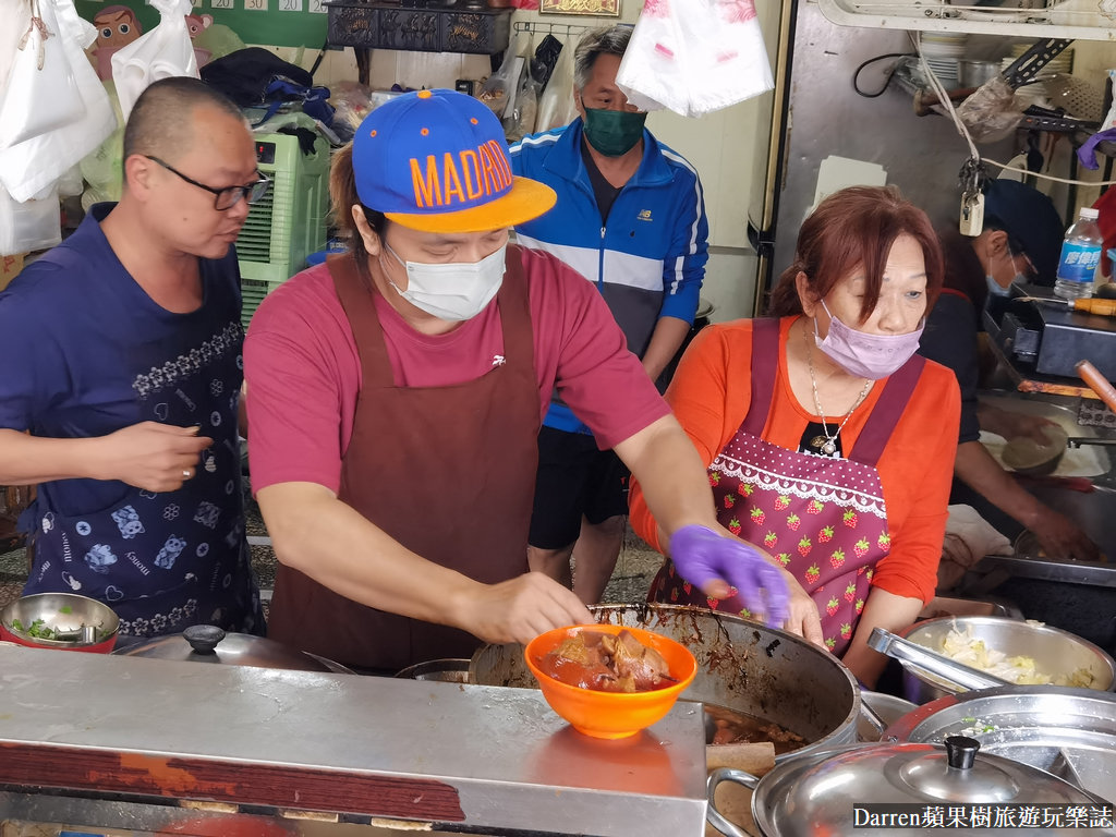 台中阿彬爌肉飯,台中最強控肉飯,第五市場爌肉飯,台中第五市場控肉飯,阿彬爌肉飯評論,台中第五市場美食