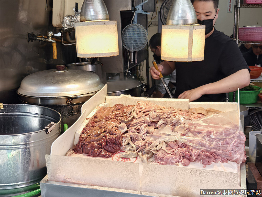 施家麻油腰花,施家麻油腰花菜單,施家麻油腰花營業時間,施家麻油腰花外送,施家麻油腰花停車,施家麻油 腰花 馬國畢,信義區美食,台北麻油雞推薦,永春美食,施家魯肉飯