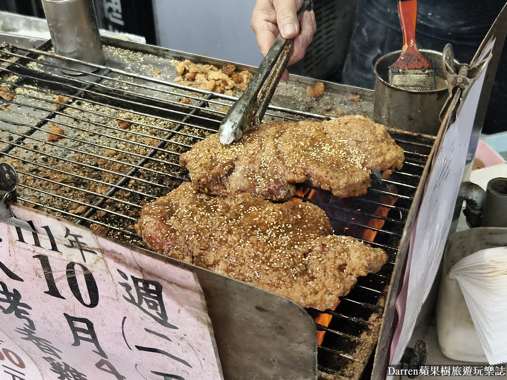 三重火烤香雞排,三重雞排ptt,三重雞排推薦,三重三民街雞排,三重三民街碳烤雞排,三重大雞排,碳烤雞彈,三重小吃,三重炸雞,三重美食