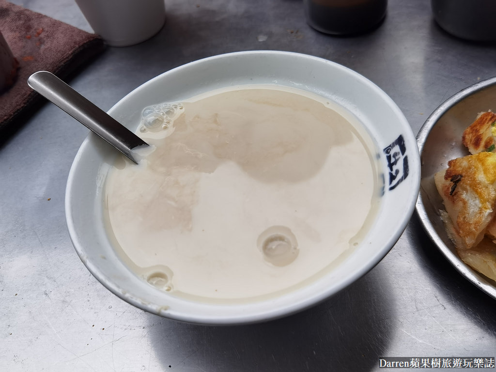 大橋頭早餐,大橋頭美食,大橋頭美食dcard,大橋頭美食早餐,無名(專家)豆漿蛋餅,台北蛋餅dcard,台北脆皮蛋餅,台北手工蛋餅,台北蛋餅早餐店,延三早餐,台北 在地人 早餐