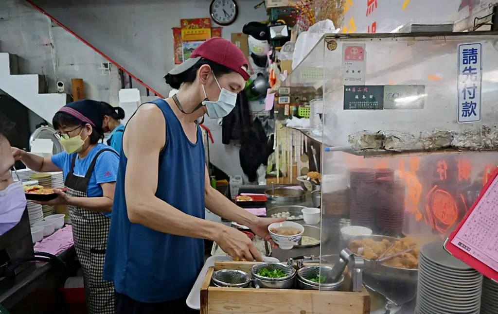滷三塊五花肉飯,北投美食,石牌宵夜