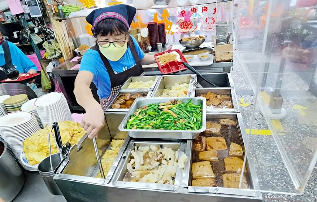 滷三塊五花肉飯,北投美食,石牌宵夜