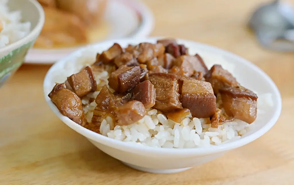 滷三塊五花肉飯,北投美食,石牌宵夜