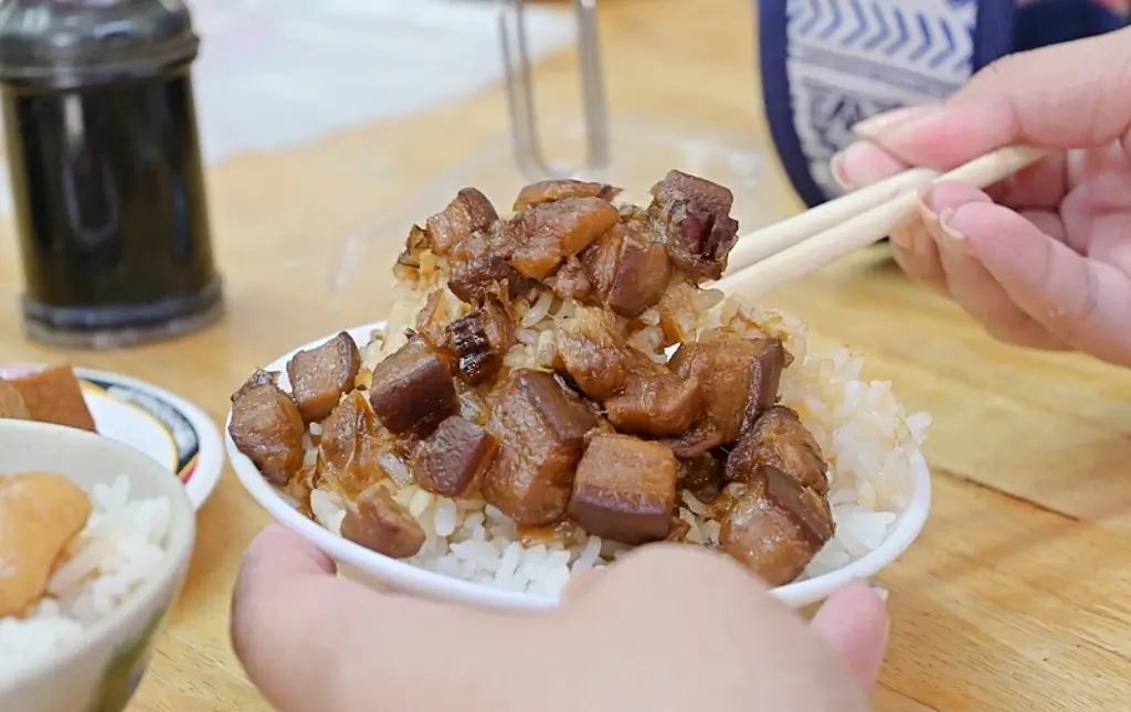 滷三塊五花肉飯,北投美食,石牌宵夜