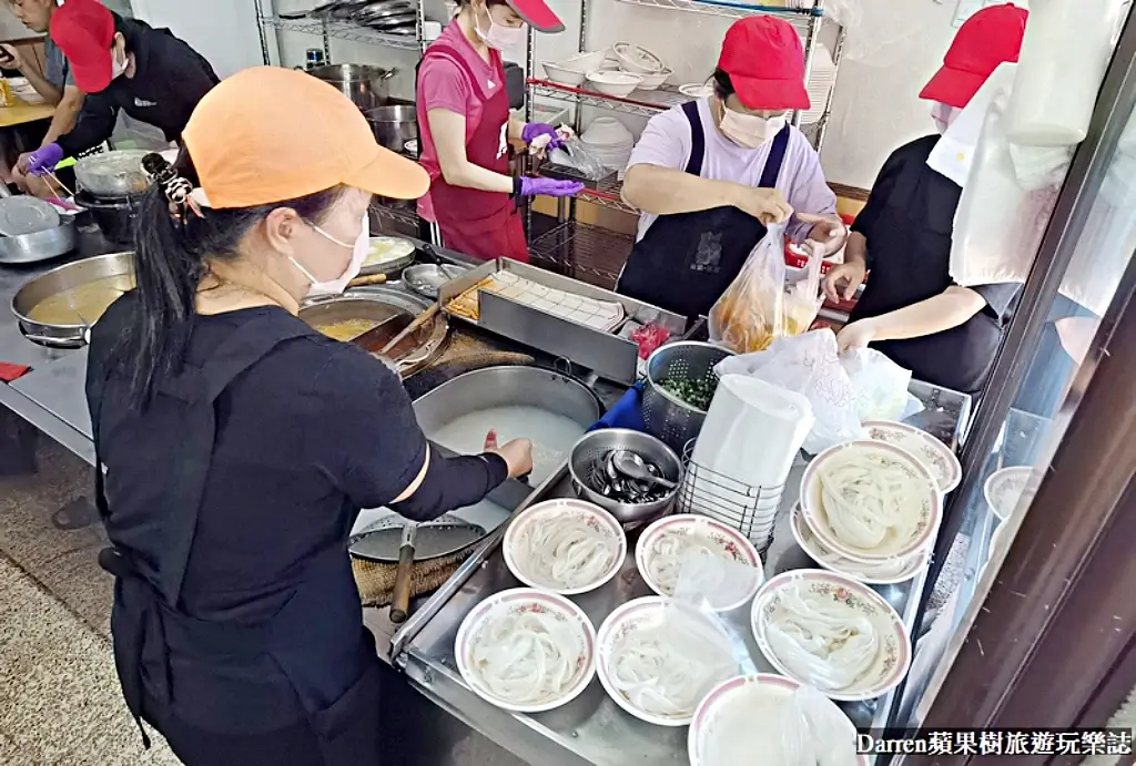 大鬍子米干,龍岡米干