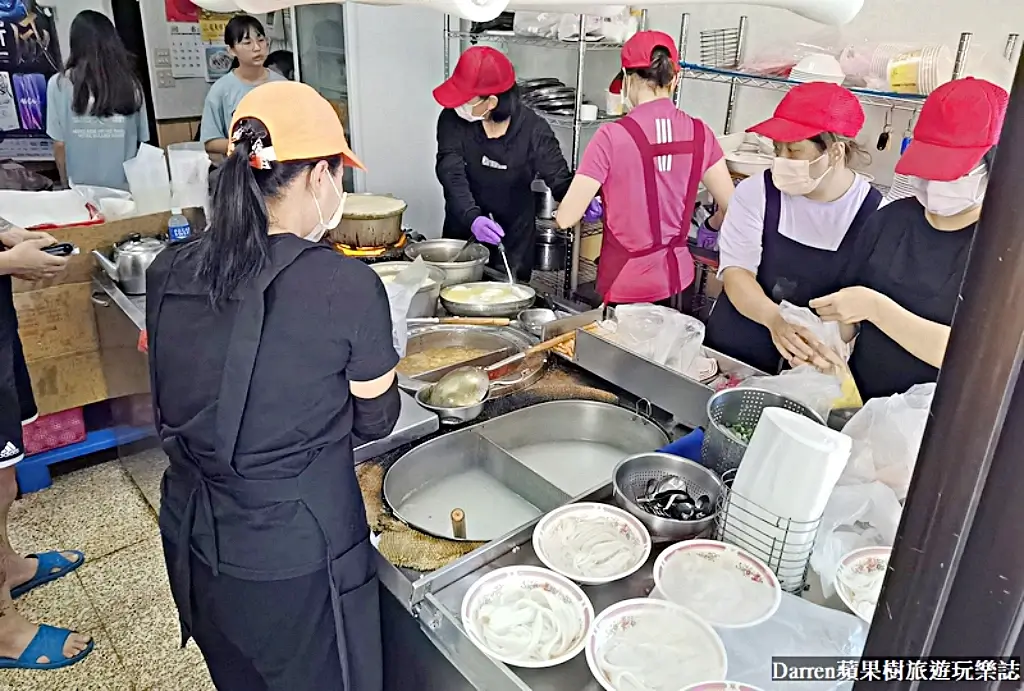 大鬍子米干,龍岡米干