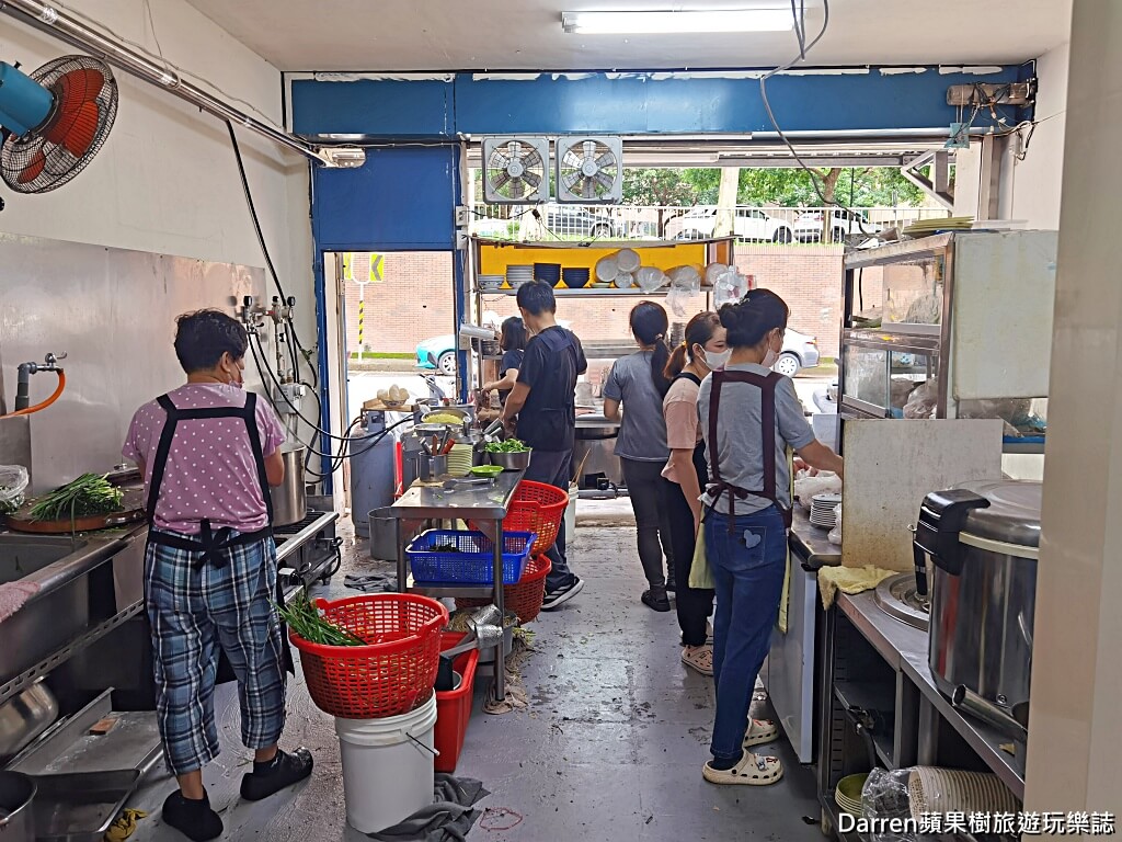 無名米粉湯鐵皮屋米粉湯