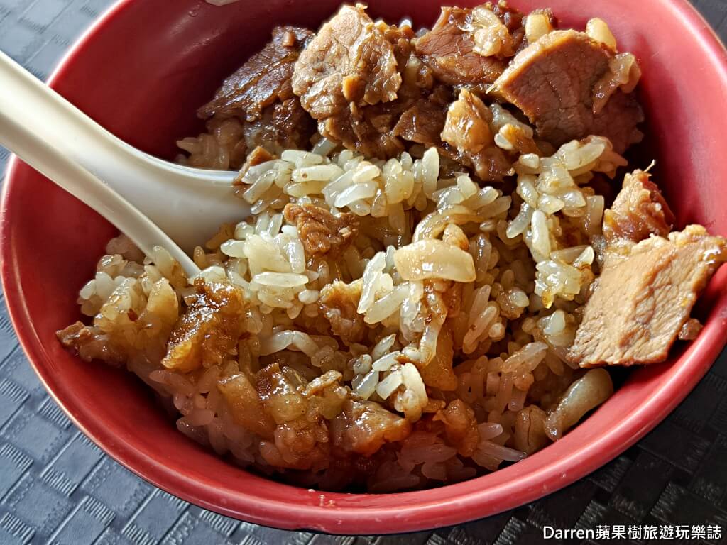津有味油飯滷肉飯