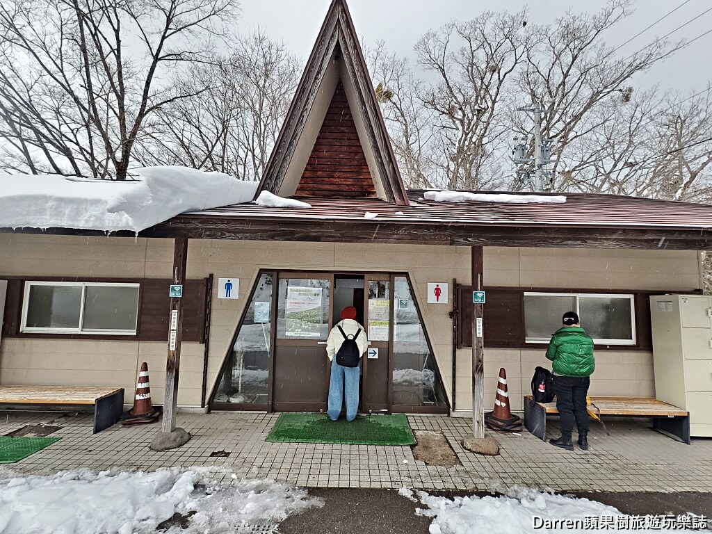 戶隱神社