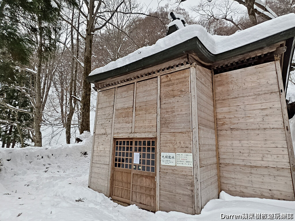 戶隱神社