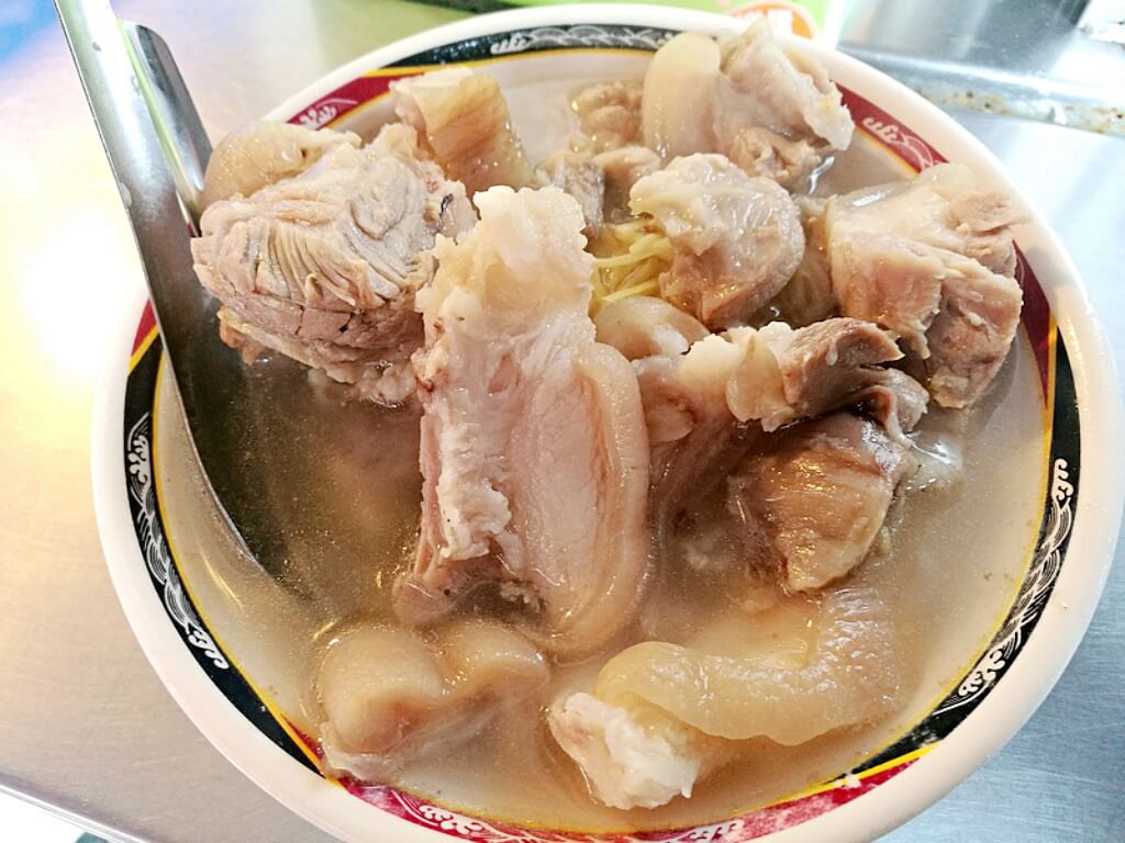 許仔豬腳麵線