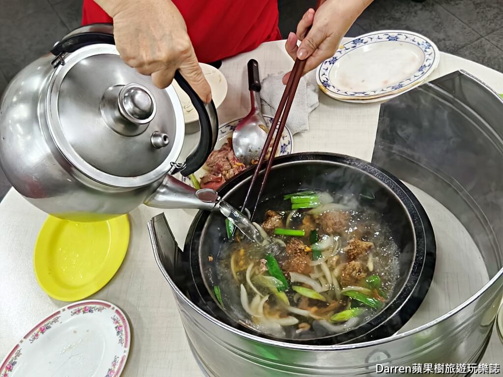 小紅莓石頭火鍋城