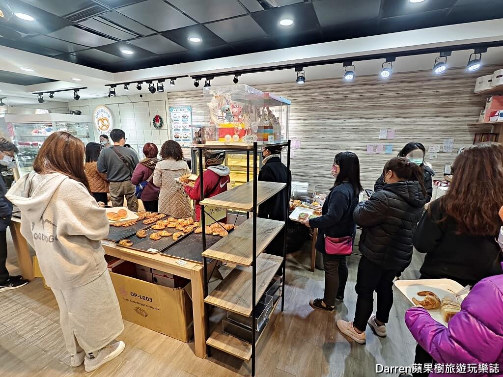 白楊樹糕點小舖