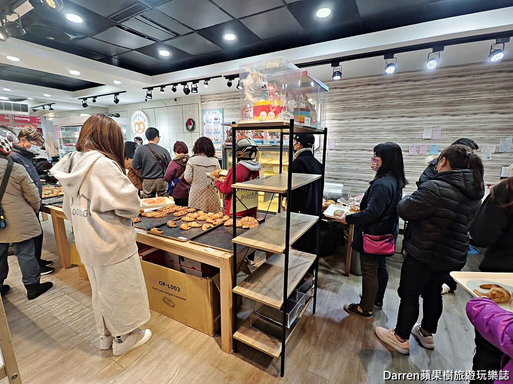 白楊樹糕點小舖
