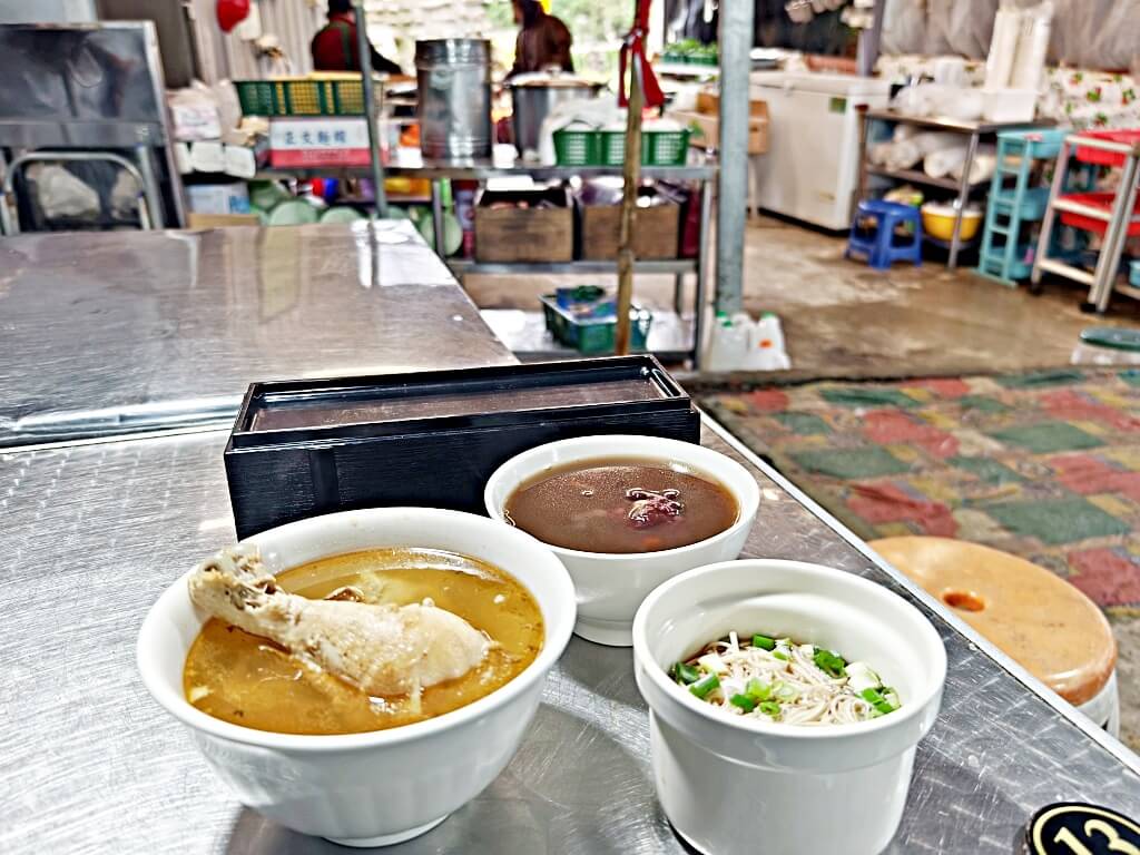 草山風情藥膳餐廳陽明山麻油雞