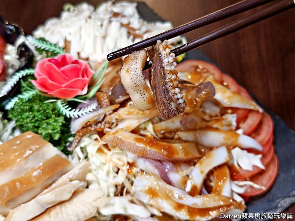 萬里古早風味甕仔雞