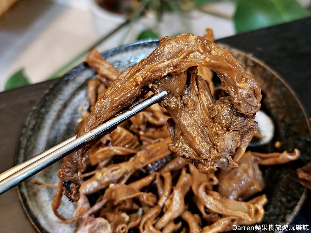 追蕾醬香黑鴨