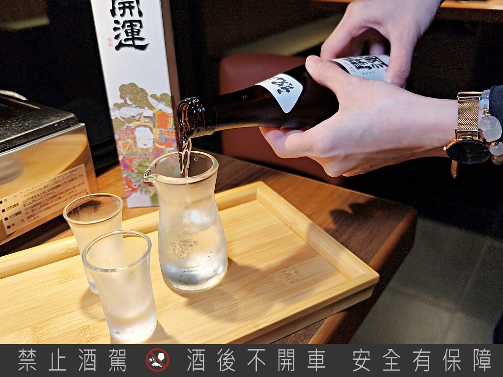 藏王極上燒肉餐酒館青埔店