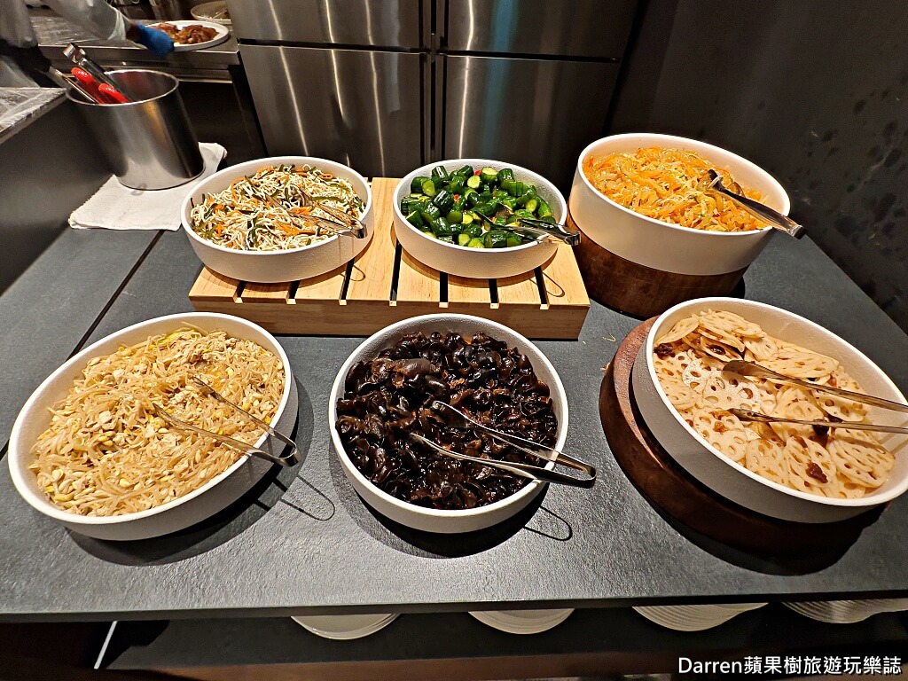 村民食堂廚窗港點新莊i-Tower店
