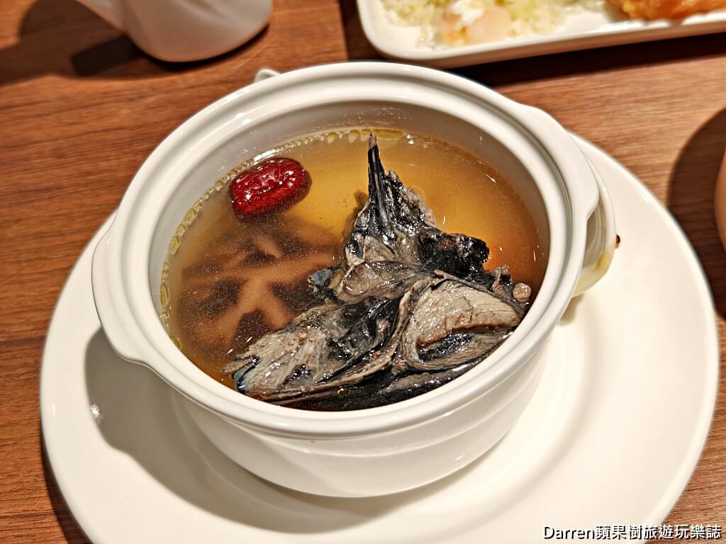 村民食堂廚窗港點新莊i-Tower店