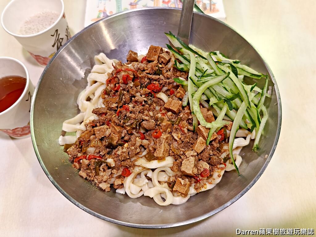 銀記手擀刀切牛肉麵