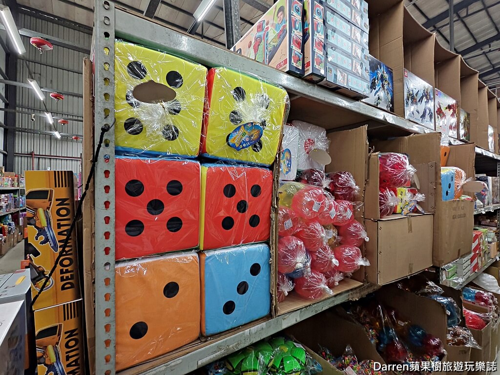 六信玩具批發桃園店