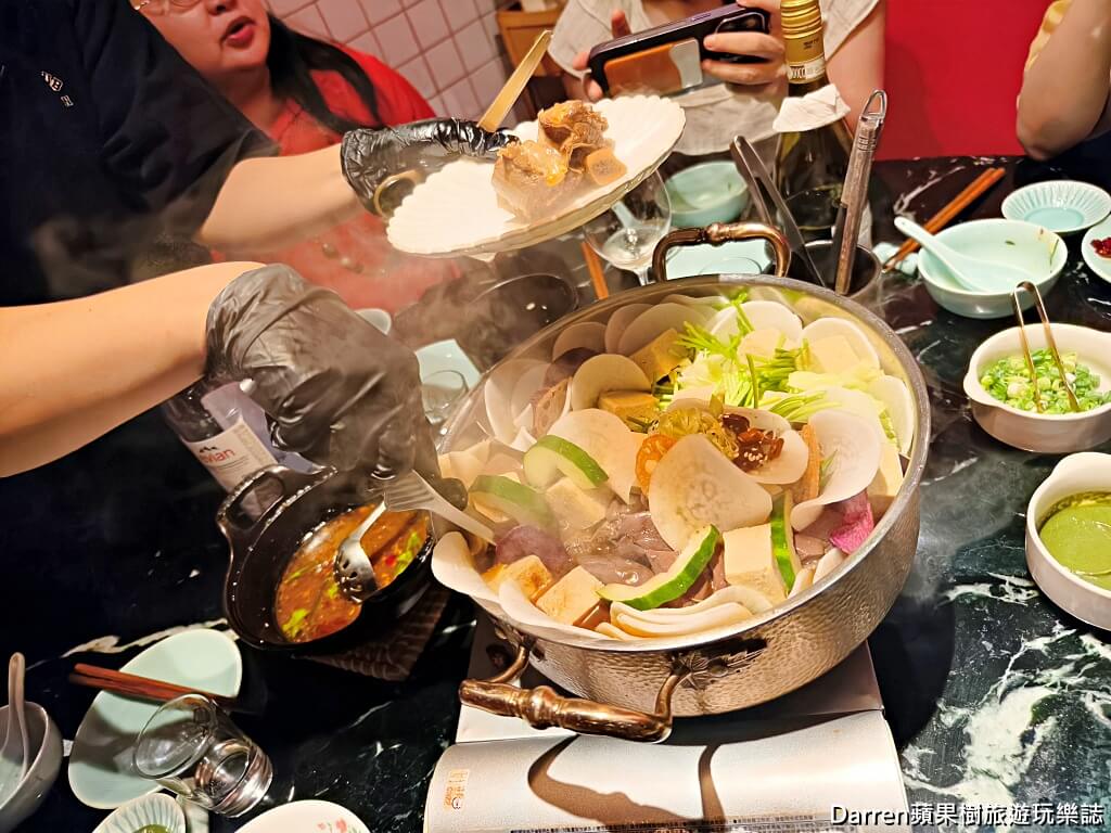 李白白鴛鴦麻辣鍋