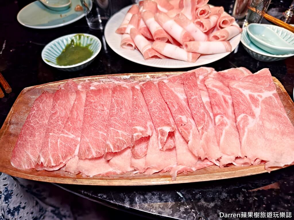 李白白鴛鴦麻辣鍋