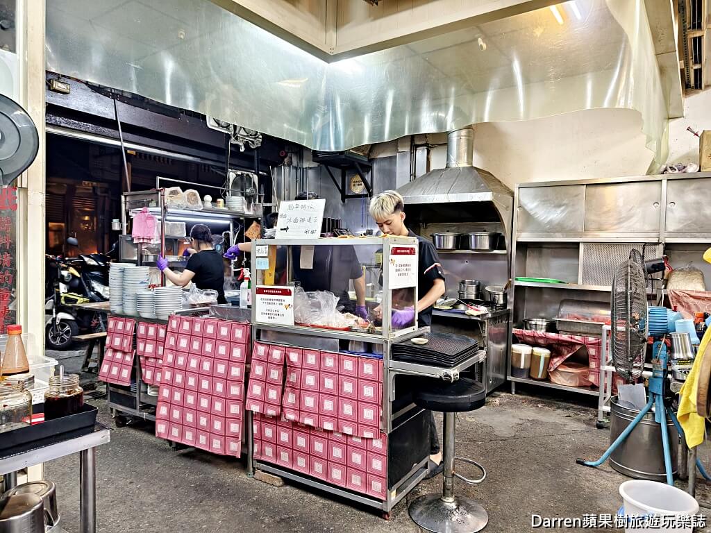 勇伯垃圾麵,鶯歌垃圾麵,鶯歌美食,鶯歌宵夜,鶯歌晚餐,垃圾麵 勇伯垃圾麵,鶯歌垃圾麵,鶯歌美食,鶯歌宵夜,鶯歌晚餐,垃圾麵