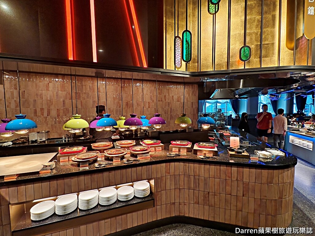 URBAN PARADISE 信義店