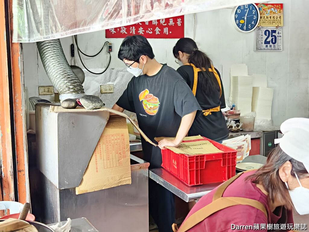 汐止美食,阿基手工臭豆腐大腸蚵仔麵線