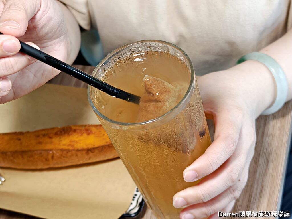 齊食Coffee&Pastries,齊食蛋黃酥,桃園咖啡館推薦,桃園蛋黃酥,桃園肉桂捲