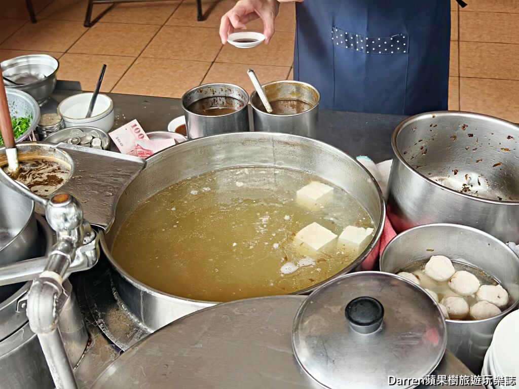 天橋下炒麵、米糕、肉粽,田中美食