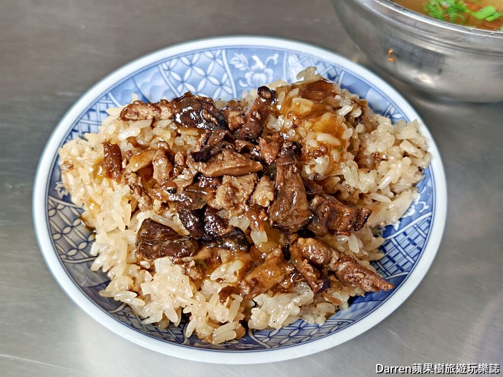 天橋下炒麵、米糕、肉粽,田中美食