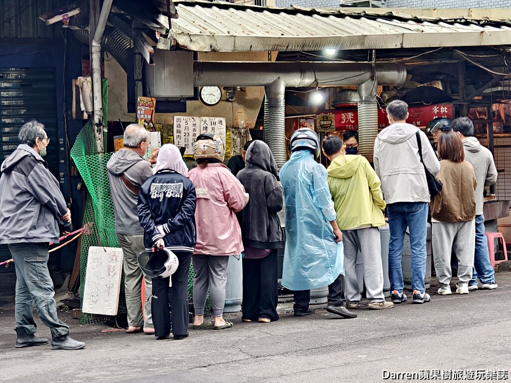 三重火烤香雞排,三重雞排ptt,三重雞排推薦,三重三民街雞排,三重三民街碳烤雞排,三重大雞排,碳烤雞彈,三重小吃,三重炸雞,三重美食