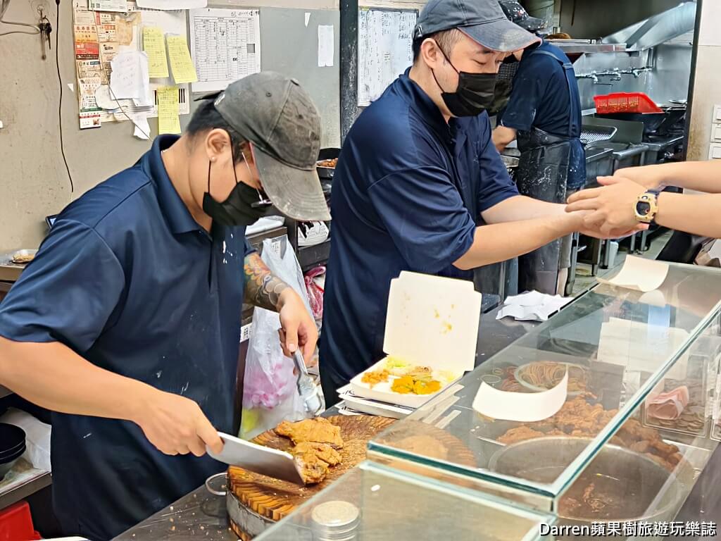 秦記排骨,秦記排骨土城裕民店,土城美食,土城美食推薦,土城便當推薦,土城排骨飯,土城排骨飯推薦,土城必吃美食,土城裕民路美食,新北排骨飯推薦,新北便當推薦,土城午餐推薦,土城晚餐推薦,土城外帶便當