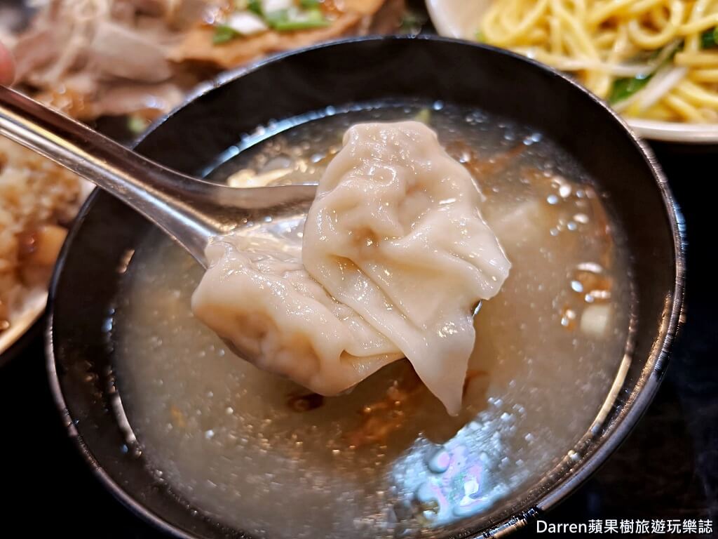 蘆洲美食,蘆洲切仔麵,周烏豬切仔麵,湧蓮寺美食,蘆洲湧蓮寺切仔麵,蘆洲在地老店,蘆洲小吃推薦,嘴邊肉切仔麵,蘆洲黑白切,蘆洲切仔麵推薦,蘆洲市場美食、台北橋站美食、三民高中站美食