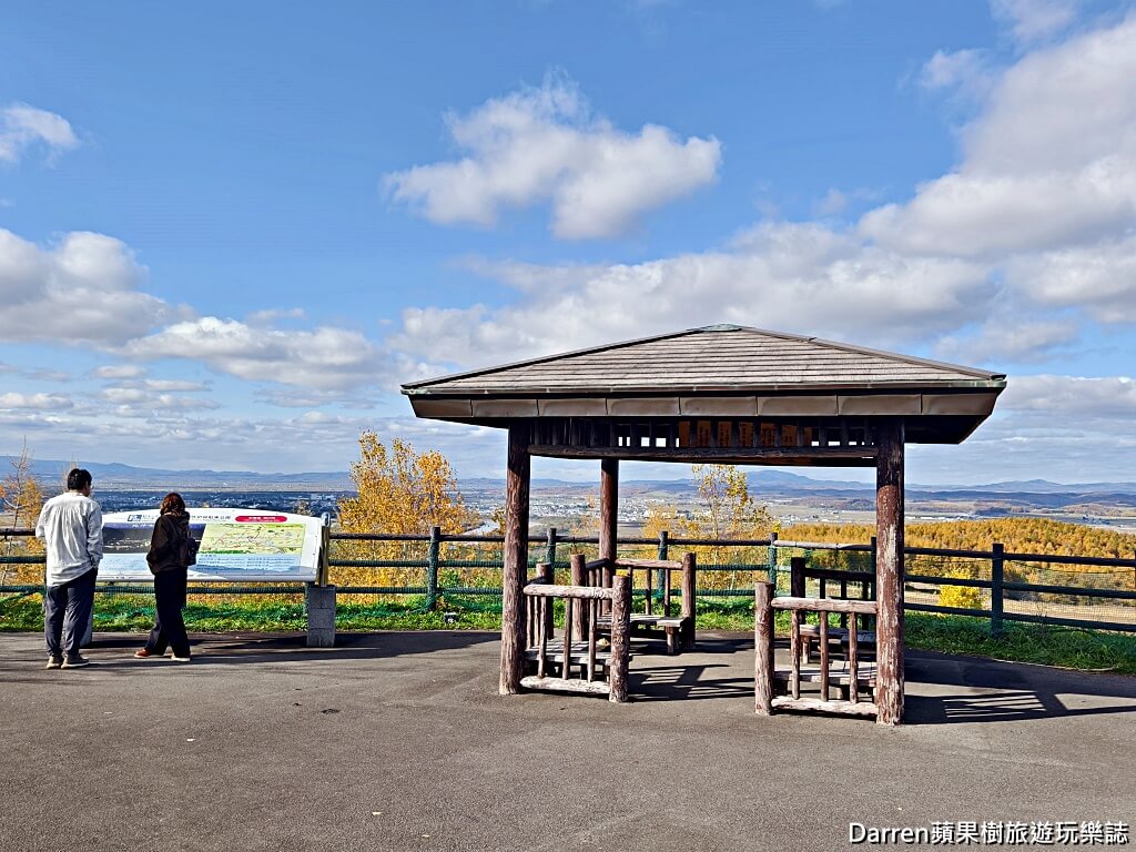 戶外爐峠龍貓巴士,戸外炉峠龍貓巴士,深川市景點,北海道秘境,北海道自駕景點