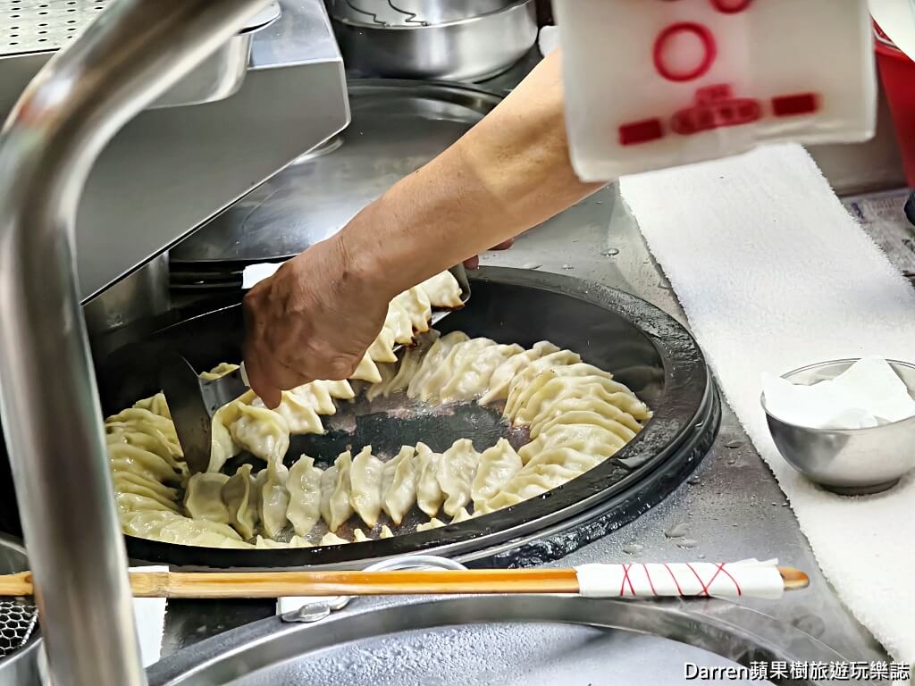 江家小館,永和江家小館,永和鍋貼,水餃,永和美食,永和竹林路美食,中和永和鍋貼推薦,永和煎餃,永和小吃,竹林市場美食,永和排隊美食,永和水餃推薦
