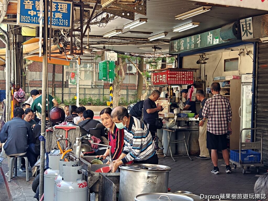 建宏牛肉麵,萬華牛肉麵,西門町牛肉麵,洛陽街牛肉麵,北門站美食,台北平價牛肉麵