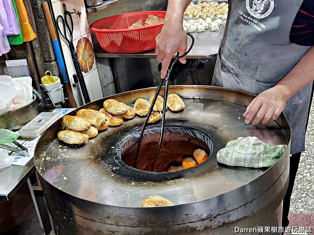 正興酥餅店,基隆酥餅,基隆古早味,基隆美食推薦,基隆隱藏美食,基隆鹹酥餅,基隆甜酥餅,一口酥胡椒餅,成功橋下美食,基隆銅板美食