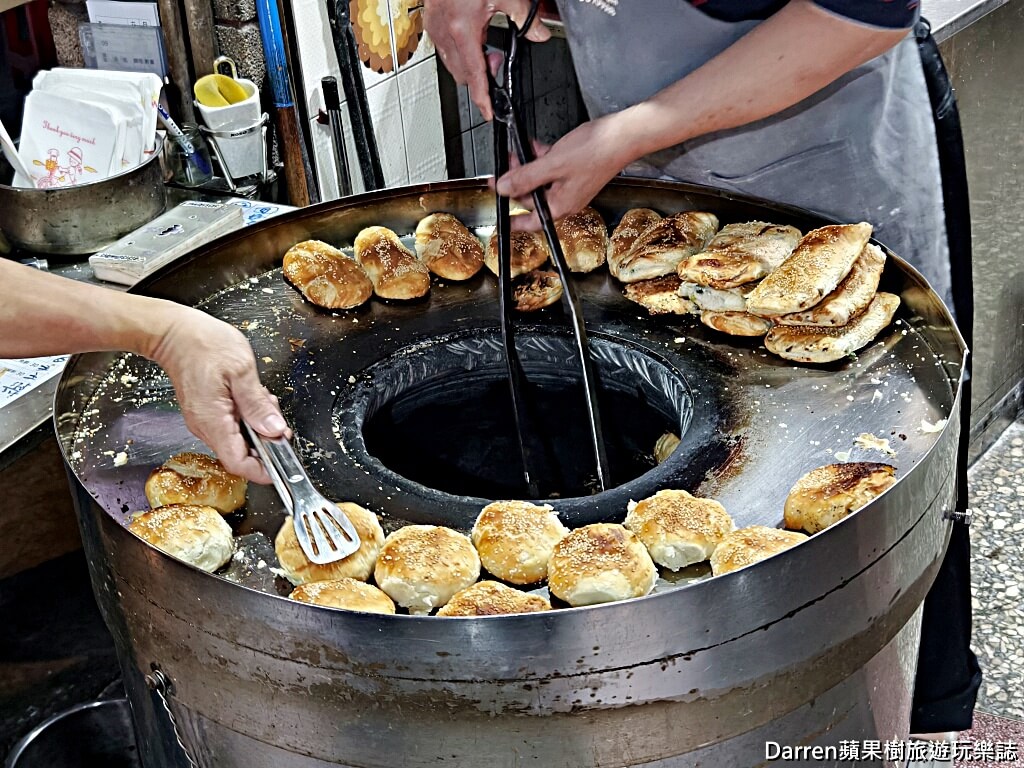 正興酥餅店,基隆酥餅,基隆古早味,基隆美食推薦,基隆隱藏美食,基隆鹹酥餅,基隆甜酥餅,一口酥胡椒餅,成功橋下美食,基隆銅板美食