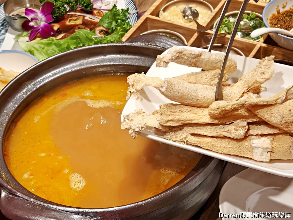 君曜雞湯,信義區雞湯,台北雞湯火鍋,人蔘花膠雞湯,台北聚餐餐廳,信義區包廂餐廳,信義區美食推薦,台北海鮮火鍋