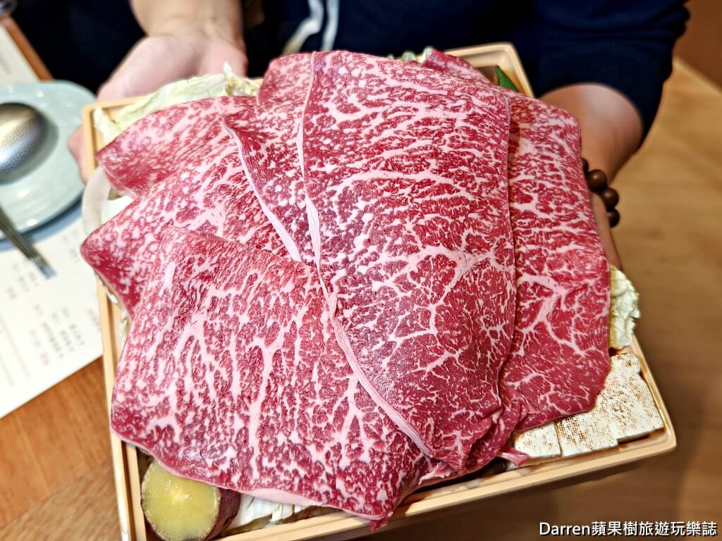 牛喜壽喜燒水炊鍋南港車站環球百貨,牛喜壽喜燒水炊鍋菜單,牛喜壽喜燒水炊鍋價格,牛喜南港環球個人鍋,南港車站壽喜燒推薦,南港美食個人鍋,南港美食,南港車站美食