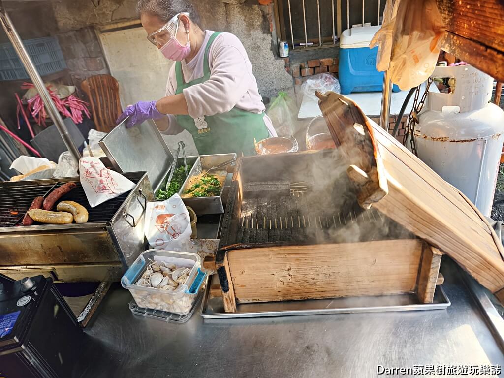 三重豬血糕,隱藏版豬血糕,三重大腸包小腸,三重美食推薦,三重必吃,三重無名攤車,全台最好吃豬血糕,三重下午茶,永安北路美食