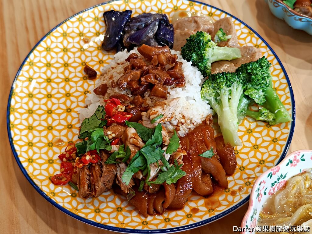 光興腿庫,三重美食,三重腿庫便當,三重便當推薦,三重排隊美食,新北腿庫,腿庫便當推薦,三重魯大腸,三重小吃,三重國小站美食
