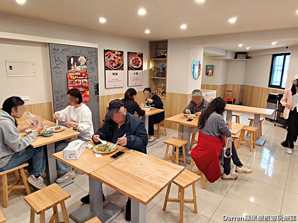 光興腿庫,三重美食,三重腿庫便當,三重便當推薦,三重排隊美食,新北腿庫,腿庫便當推薦,三重魯大腸,三重小吃,三重國小站美食
