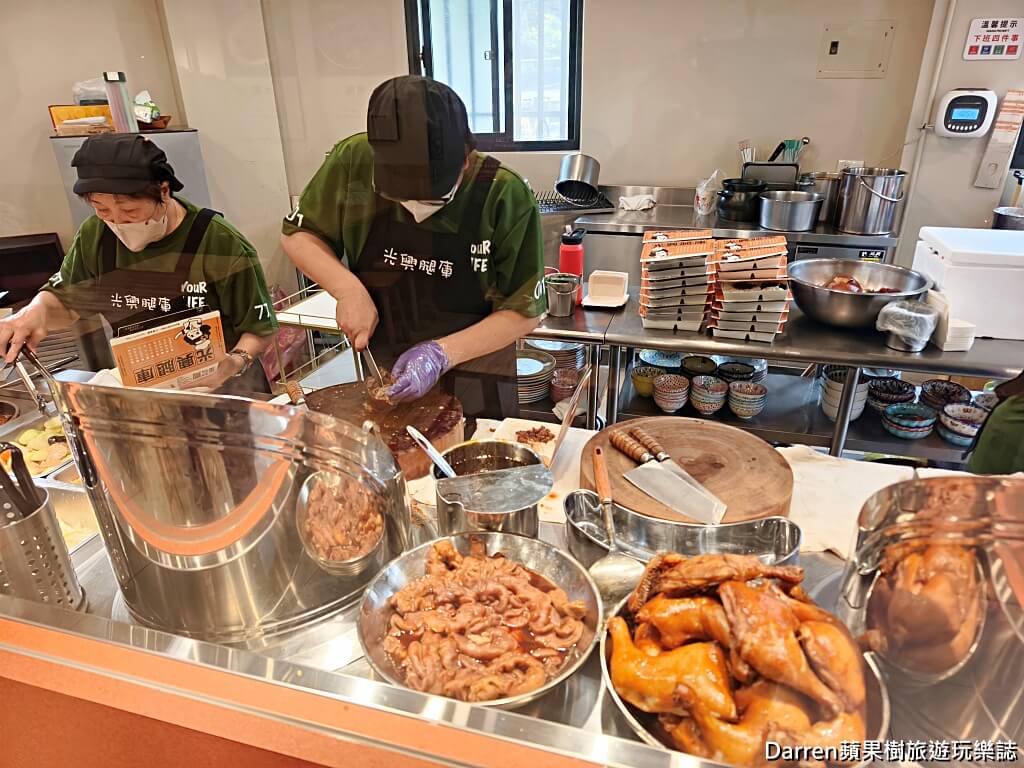 光興腿庫,三重美食,三重腿庫便當,三重便當推薦,三重排隊美食,新北腿庫,腿庫便當推薦,三重魯大腸,三重小吃,三重國小站美食